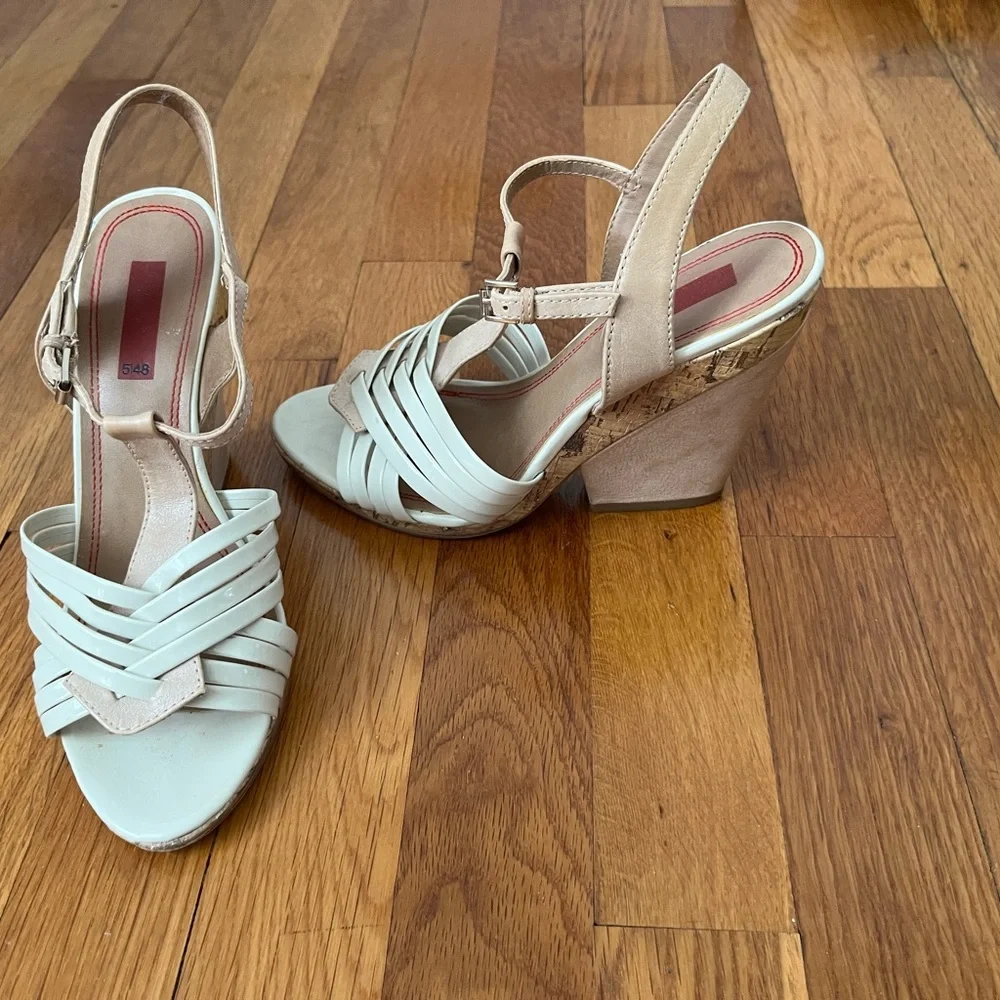 Saks fifth ave sandals in size 6 1/2 - Picture 3 of 4